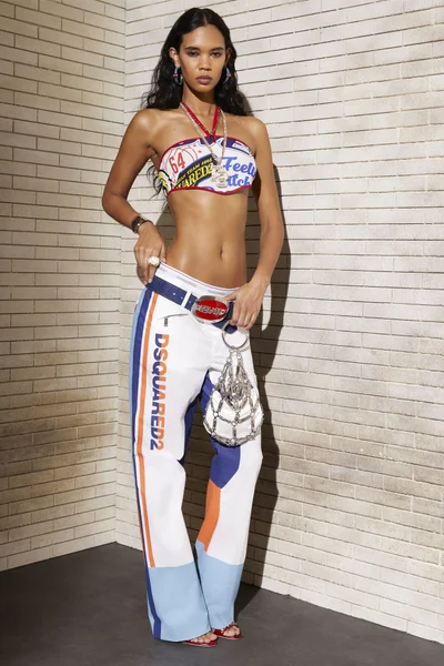 Look 24